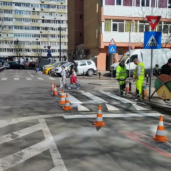 refacerea marcajelor rutiere