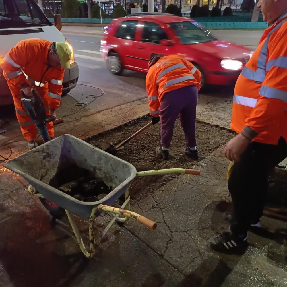 repararea străzilor găurite