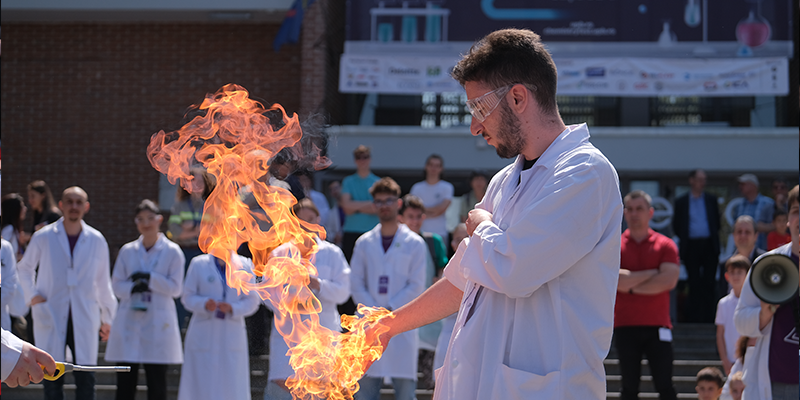 Politehnica București organizează un festival dedicat chimiei | FOTO: Politehnica București