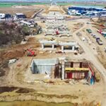Montaj de grinzi uriaşe pe A0 Nord, lot 3. Foto: Asociaţia Pro Infrastructură