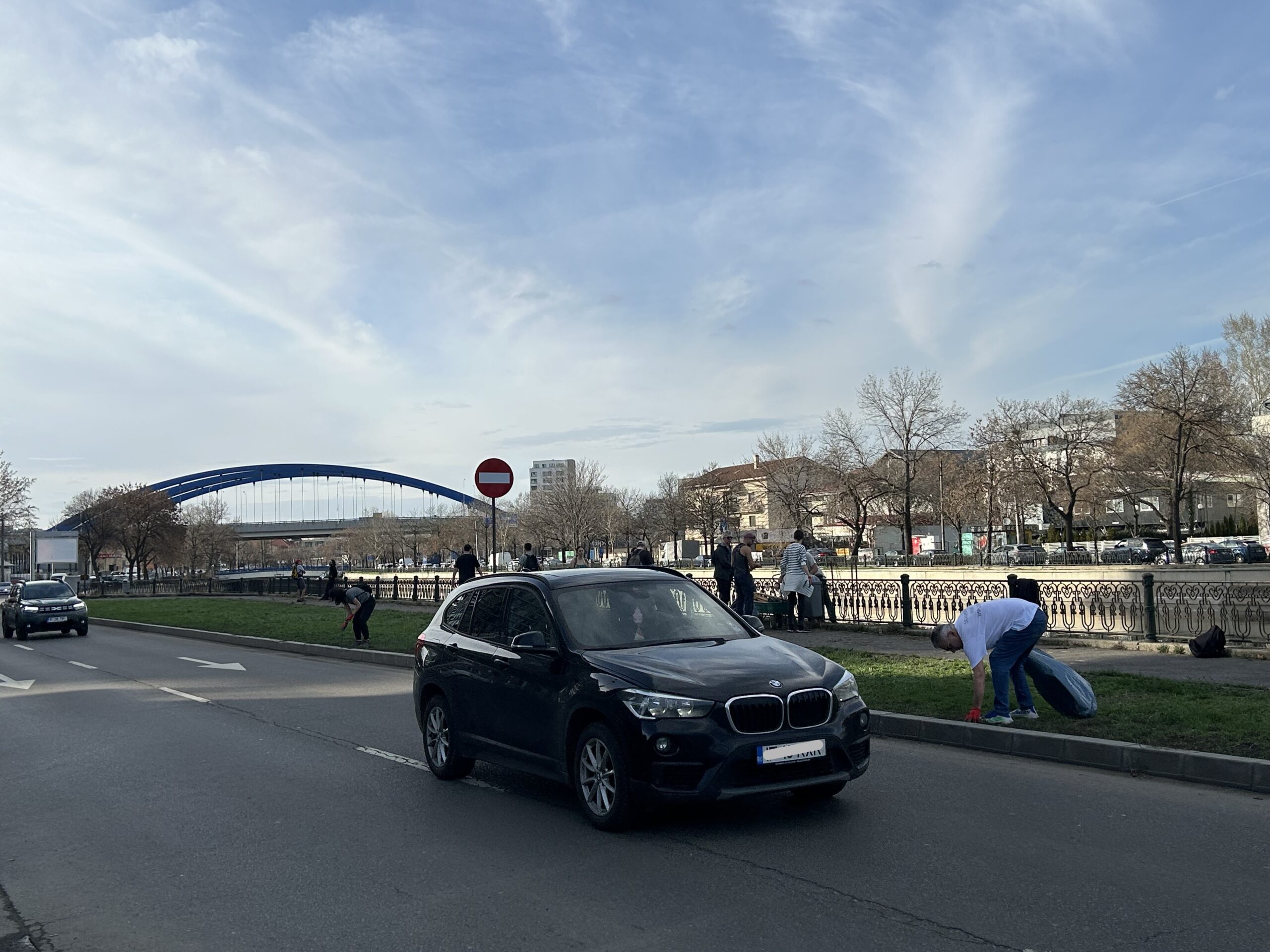 trafic, revelion, Dâmbovița, râul, ecologizarea, voluntari, oameni
