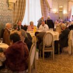 Bani şi diplome pentru cuplurile care împlinesc 25, 50, 75 de ani de căsătorie, în S2. FOTO: arhivă PS3