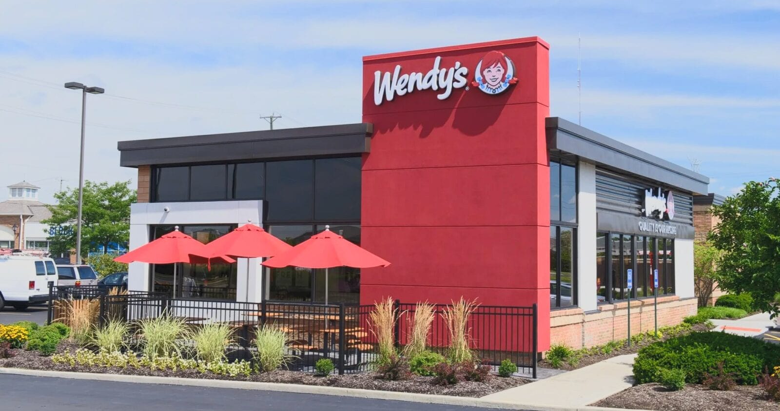 Un nou lanț de fast-food-uri american, în Capitală