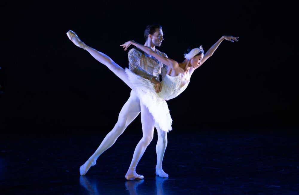 Gala Internațională de Balet, premieră absolută la Sala Palatului pe 31 mai. FOTO: bachtrack.com