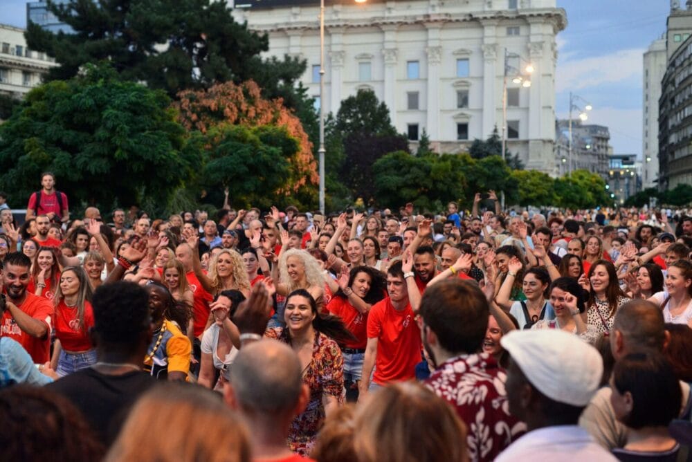 Ediția de primăvară a Nopții Dansului, pe Calea Victoriei, sâmbătă, 13 aprilie. FOTO: Arhiva