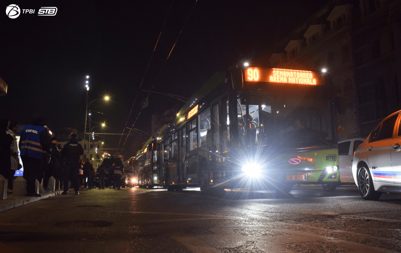 TPBI prelungește programul pentru a opt linii de transport în comun, duminică. Partida Dinamo -Universitatea Craiova se joacă pe 21 aprilie. FOTO: TPBI