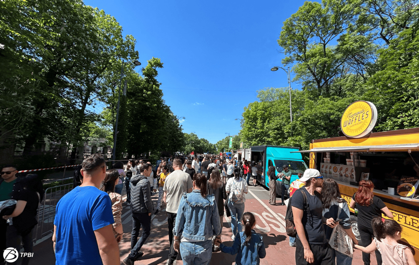 „Food Truck Festival” deviază în weekend liniile 100, 203 și 205. FOTO: TPBI