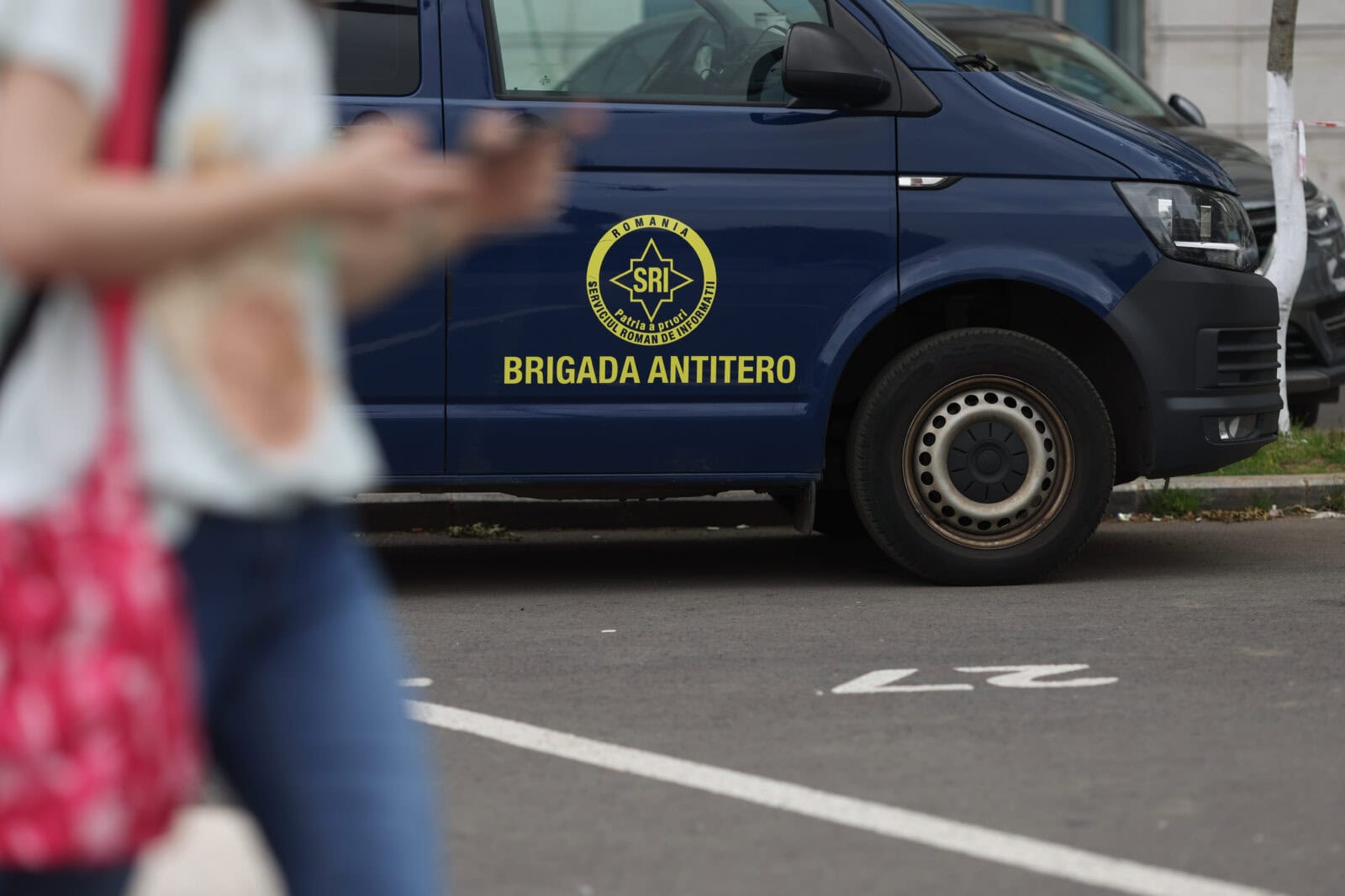 Plicuri suspecte primite de trei instituții publice din București