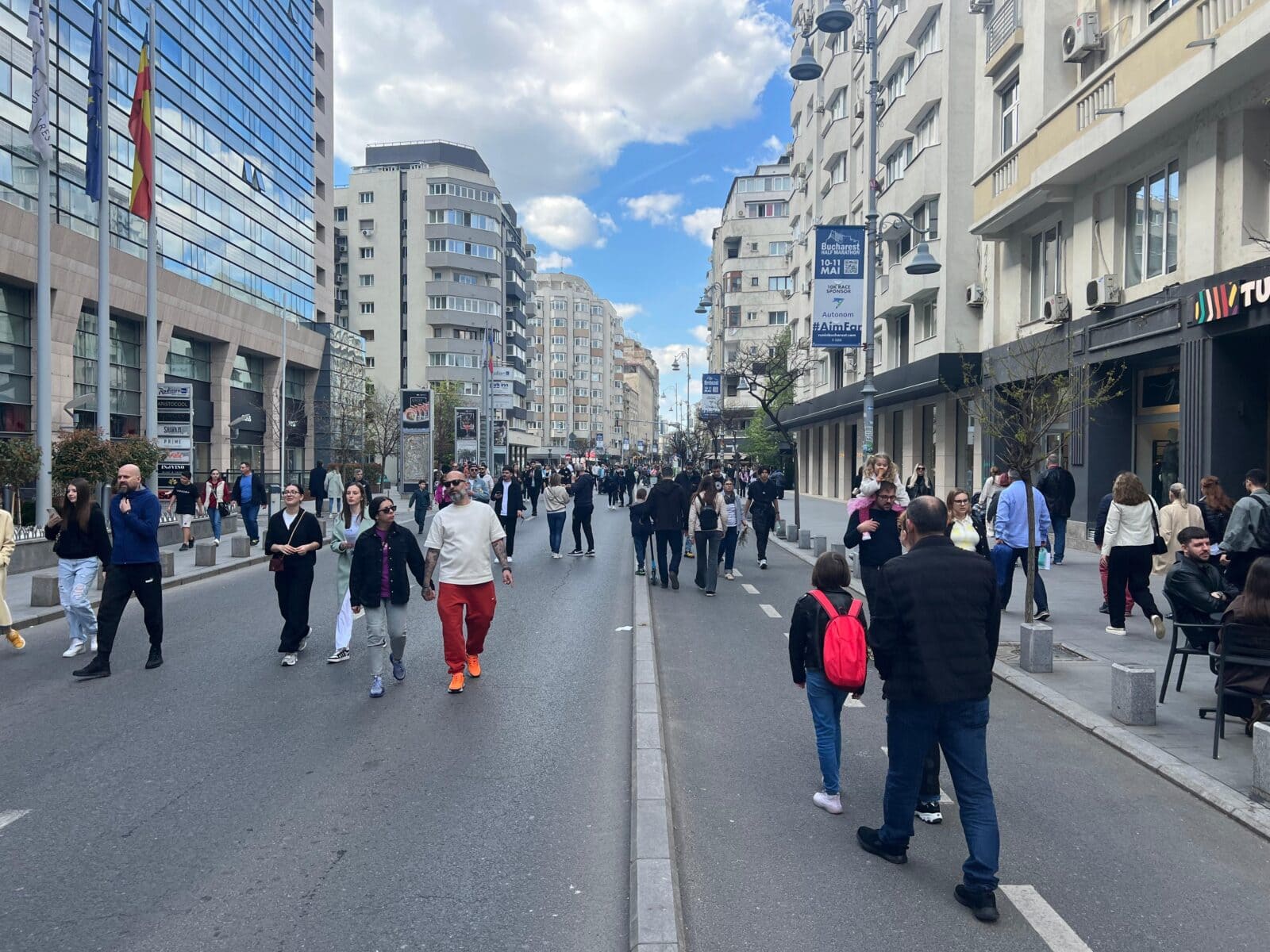 O serie de evenimente restricționează traficul, în weekend. Sunt disponibile rute alternative. FOTO: Arhiva