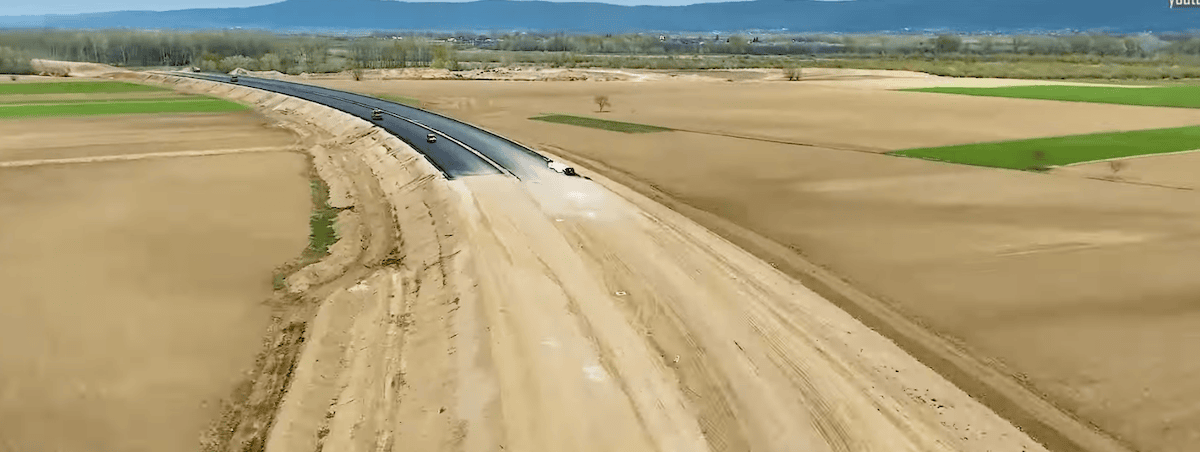 de la București la Bacău pe autostradă