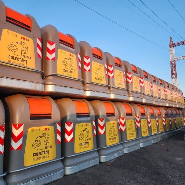 containerele pentru textile