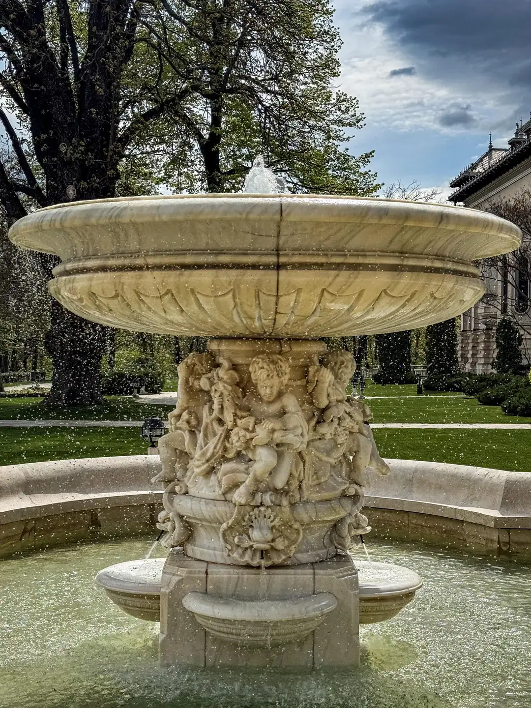 Porţi deschise la Cotroceni. FOTO: Urban Exploration