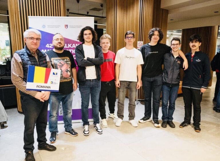Elevii români, pe primul loc la Olimpiada Balcanică de Matematică. Medalii de aur și argint pentru olimpici din București