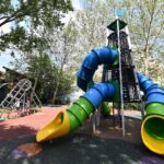 Parcul Păcii are două noi locuri de joacă. FOTO: FB / PS6