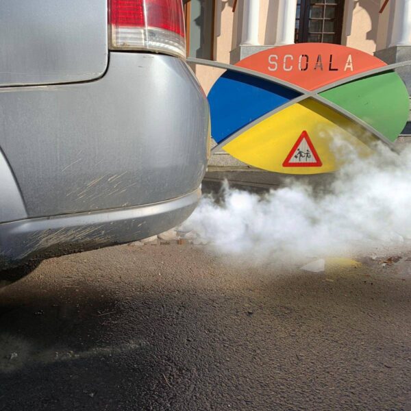 Campania „Oprește Motorul”, extinsă și în Sectorul 1. Proiectul va fi supus la votul Consiliului Local. Foto: FB/ Asociația Părinți de Cireșari