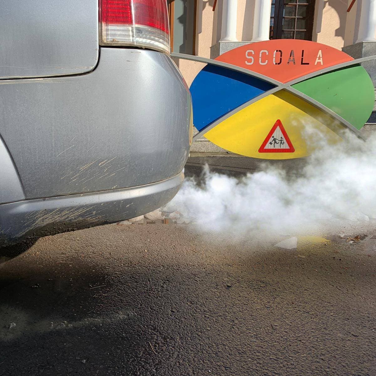Campania „Oprește Motorul”, extinsă și în Sectorul 1. Proiectul va fi supus la votul Consiliului Local. Foto: FB/ Asociația Părinți de Cireșari