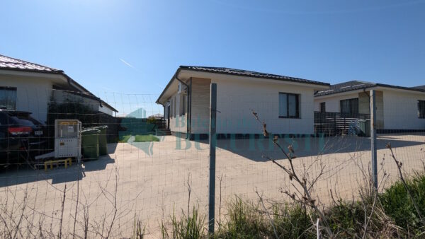 Proprietara casei din pozele