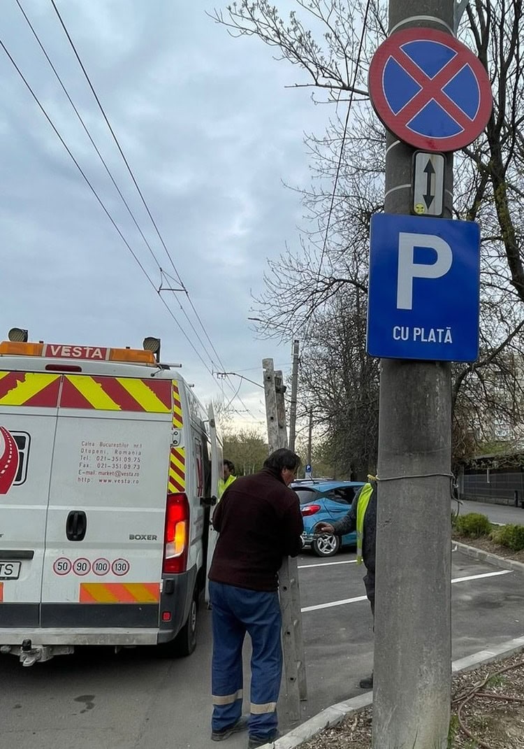 Sector 6 | Se schimbă indicatoarele rutiere. FOTO: PS6