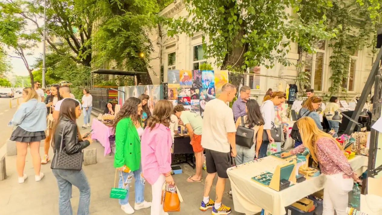 Micile afaceri locale sunt promovate la „Bazaar pe Victoriei", în weekend. FOTO: Apolla Events