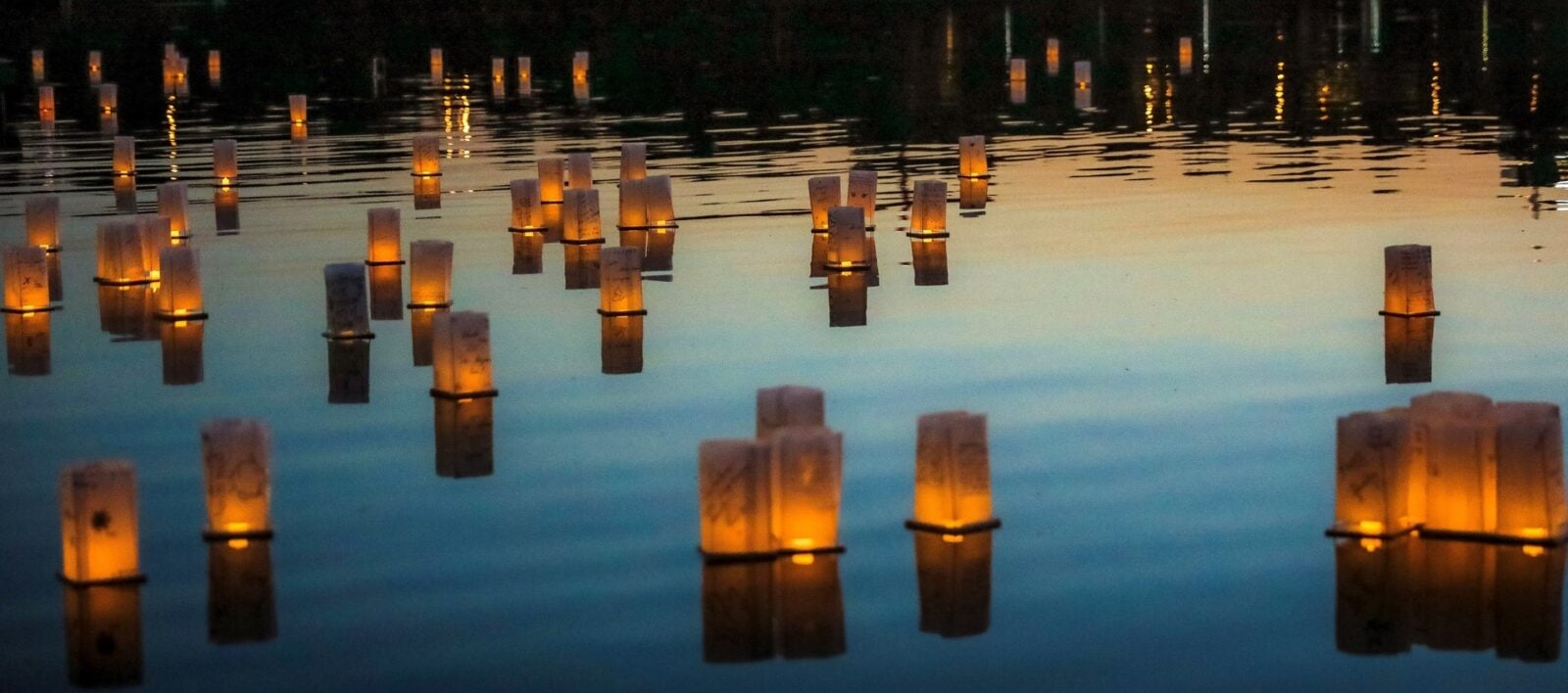 Festivalul lampioanelor în Parcul Titan, în luna iunie. FOTO: bucurestifest.ro