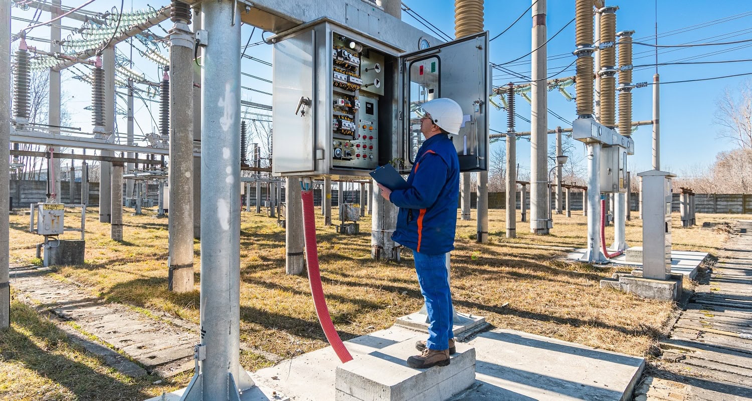 Se întrerupe curentul electric în București, Giurgiu și Ilfov. Rețele Electrice Muntenia anunță care sunt zonele afectate. FOTO: Arhiva