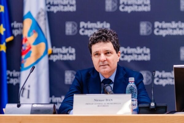 Nicușor Dan, pentru ultima oară ca primar în CGMB. FOTO: FB / Nicusor Dan