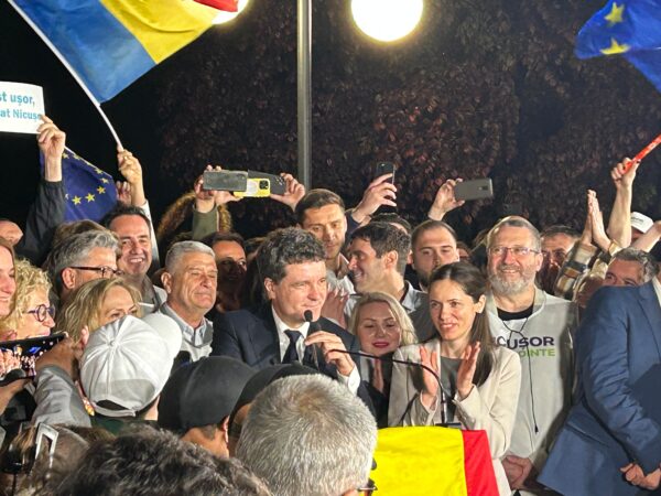 victoria lui Nicușor Dan