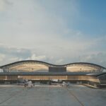 Șefii Aeroporturi București și-au majorat de peste cinci ori indemnizațiile, până la aproape 70.000 lei brut lunar