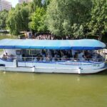 Vaporașul din parcul IOR s-a lansat la apă. FOTO: Arhiva