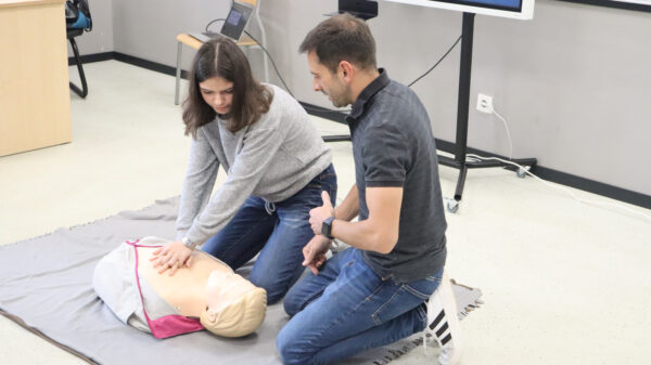 Peste 200 de liceeni din Capitală au primit lecții de prim ajutor | FOTO: ASSMB