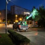 Dezinsecție în toată Capitala. Compania de igienizare a demarat al treilea tratament de combatere a țânțarilor. FOTO: PMB