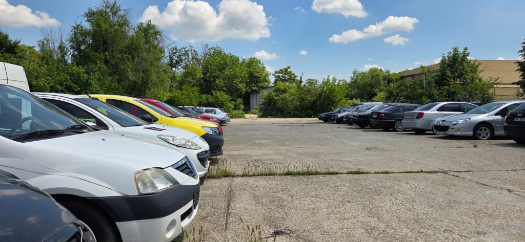 1.200 de mașini abandonate au fost ridicate de pe domeniul public de la începutul anului | FOTO: Primăria Sector 1