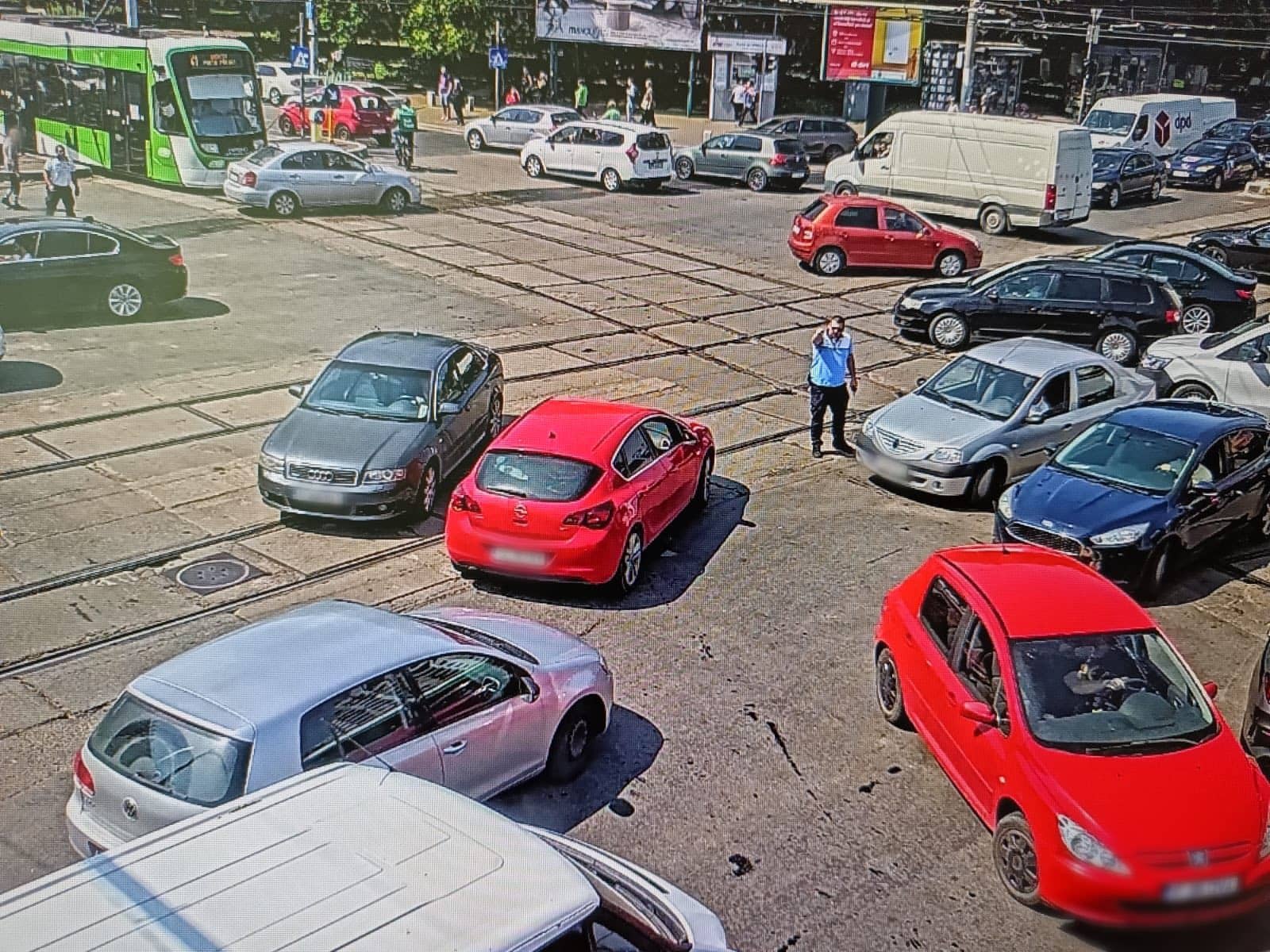 Haos în intersecţia Braşov - Timişoara. FOTO: FB / Poliţia Locală Sector 6