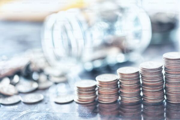 Salariile directorilor din companiile municipale vor fi plafonate la nivelul indemnizației viceprimarului Capitalei. Foto: Unsplash