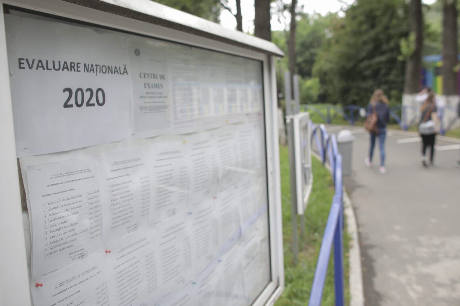 A crescut numărul mediilor de zece la Evaluarea Națională, din Capitală, după contestații. Cele mai multe note de zece, în Sectoarele 1 și 2. | FOTO: Inquam Photos / Octav Ganea