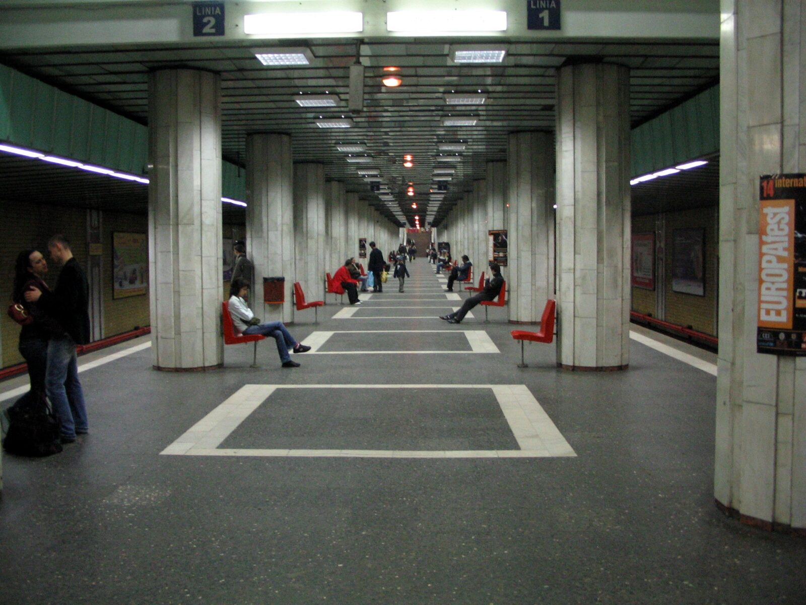 Accesul A al stației de metrou Nicolae Grigorescu este închis până pe 8 august. FOTO: Wikipedia