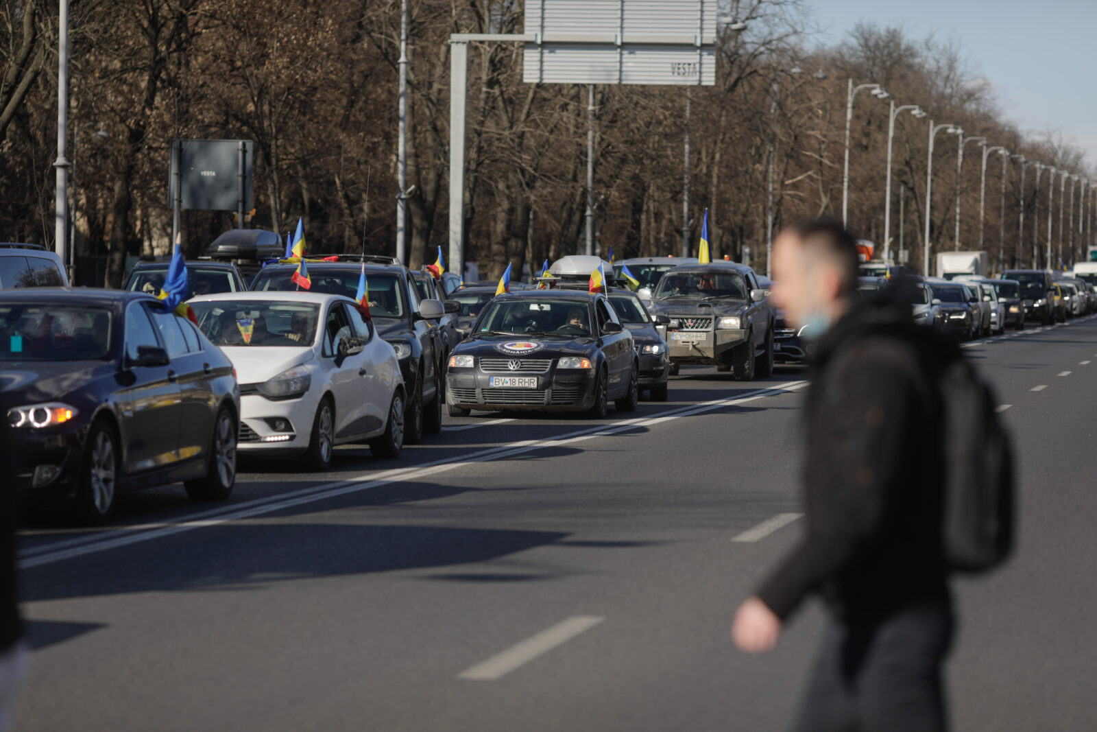 Restricții de circulație pentru mai multe evenimente în weekend. Calea Victoriei este pietonală, iar Bd. Uniri găzduiește o cursă | FOTO: Inquam Photos / George Călin