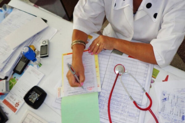 Sector 2 | Primăria sesizează Colegiul Medicilor. Concediile medicale au costat instituția, aflată în proces de reorganizare, aproape 250.000 de lei. FOTO: gds.ro