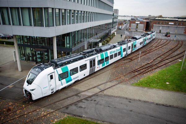 TPBI lansează o consultare a pieței pentru trenurile metropolitane din București. Cum ar trebui să arate