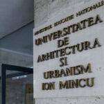 Ploșnițe în sălile de curs la Arhitectură. Conducerea anunță inspecție generală