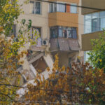 Explozie în Rahova | O persoană a fost proiectată zeci de metri în peretele blocului de vis-a-vis