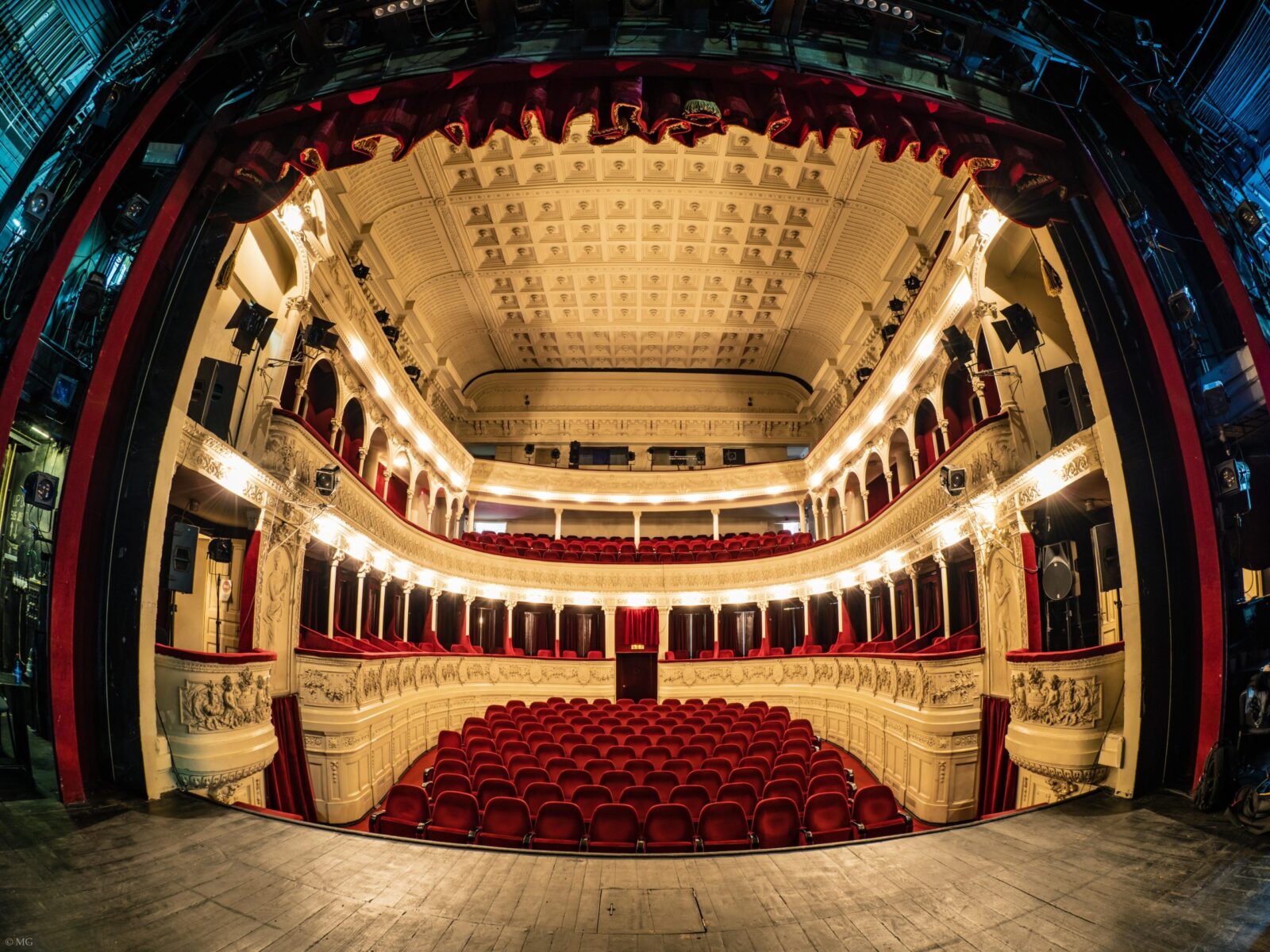 Federația Teatrelor Metropolitane