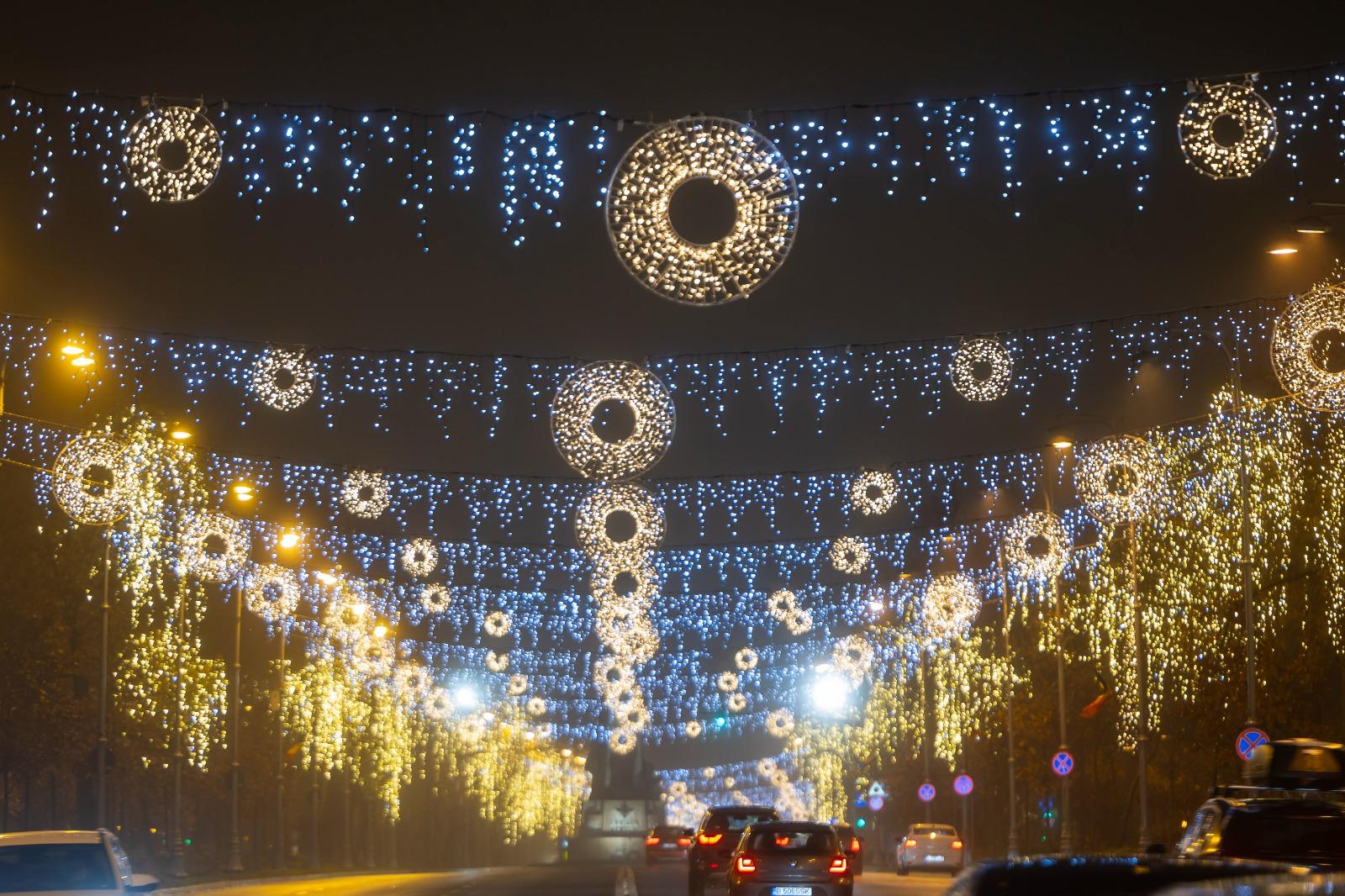 Luminițele de Crăciun în București