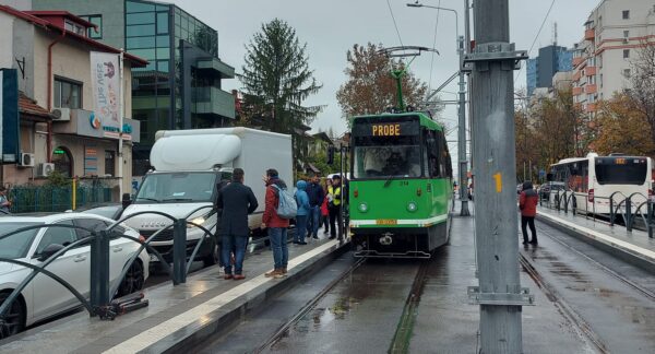 Tramvaiul de pe linia 5