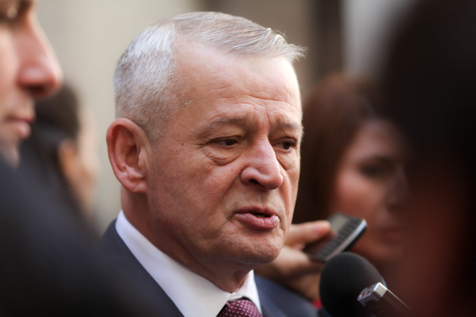 Corupții Capitalei (I): Cum a ajuns Sorin Oprescu în „concediu“ prelungit în Grecia
