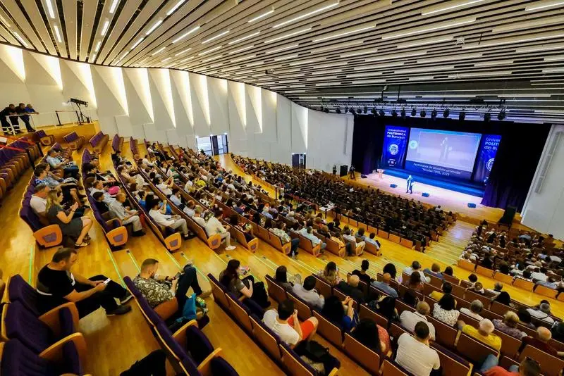 Politehnica București organizează împreună cu UNATC zile de teatru cu operele din programa de Bacalaureat | FOTO: Politehnica București