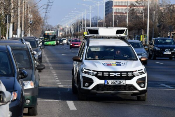 plătesc pe locurile albastre