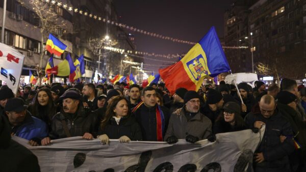 împotriva Guvernului Bolojan.