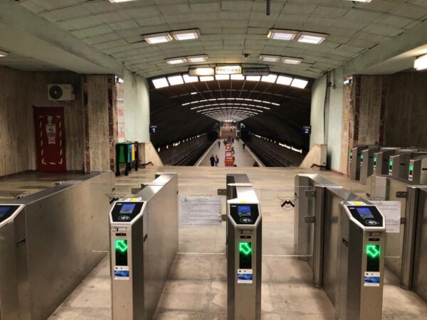 Cartele magnetice, carduri contactless reîncărcabile și carduri contactless ultralight. Licitație publică de peste 5 milioane de euro. FOTO: Metrorex