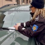 Amenzi de până la 1.000 de lei pentu cei care nu plătesc parcările de pe domeniul PMB. FOTO: PMB